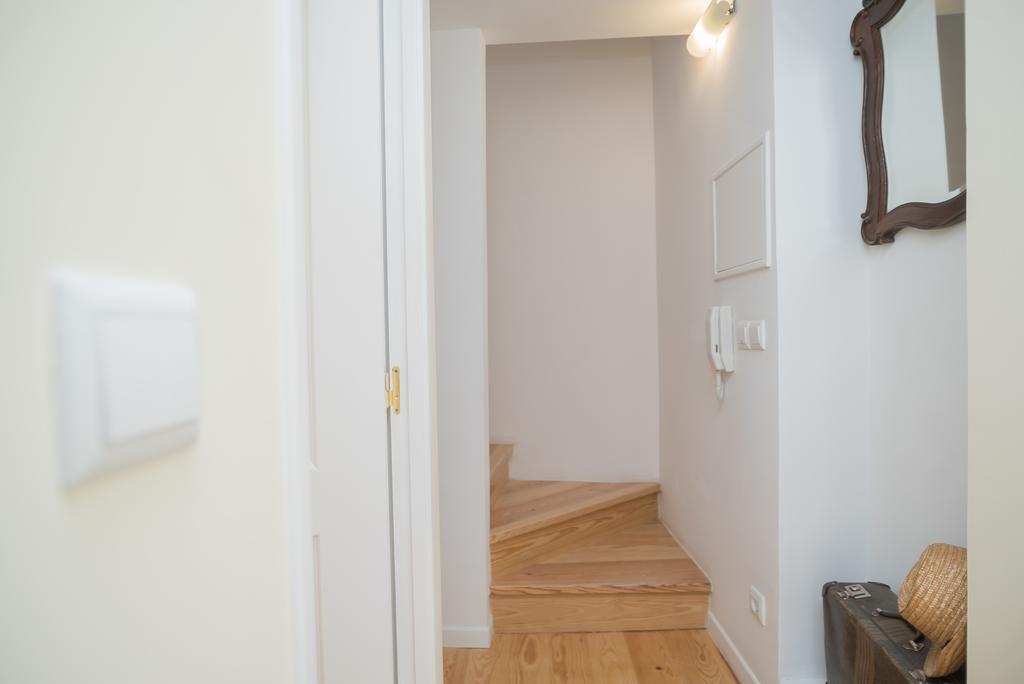 Little River View Triplex In Alfama Lisboa Εξωτερικό φωτογραφία